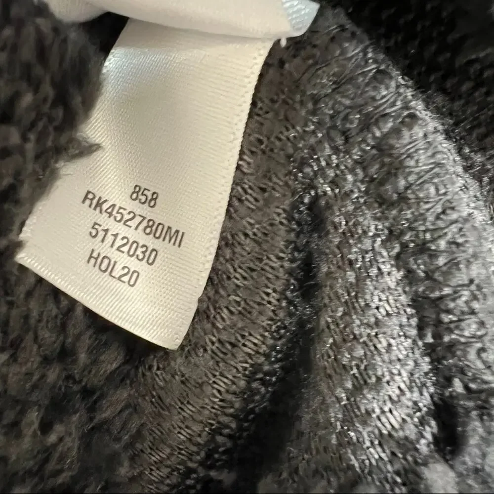 NWT NEW ABOUND Nordstrom Fuzzy Fleece half zip Pullover in Black - Picture 9 of 10